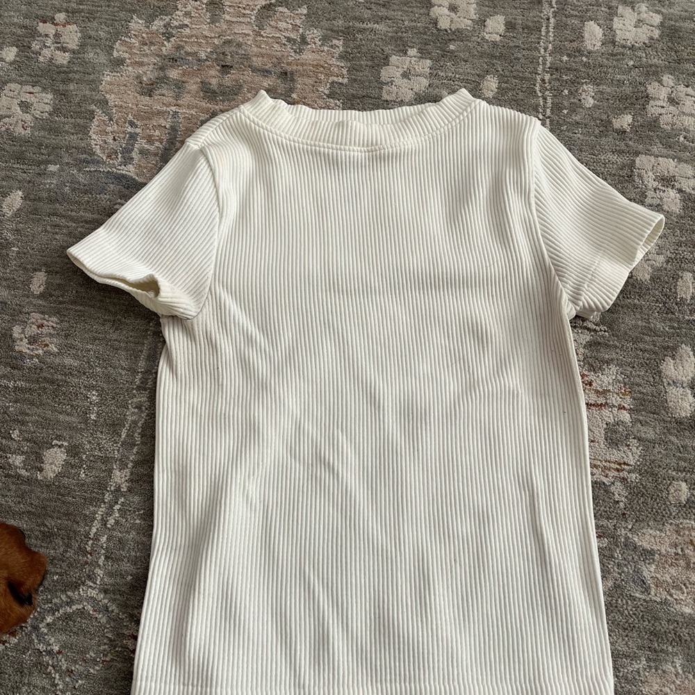 Old Navy White Ribbed Short Sleeve Tee